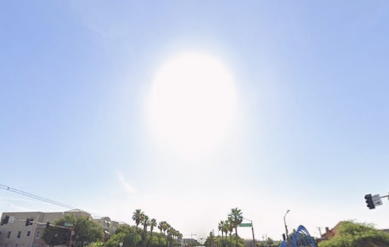 Phoenix Braces for Scorcher: 100-Degree Days on Horizon with Week of Unbroken Sunshine
