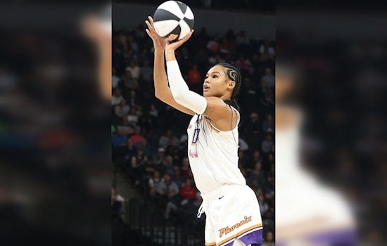 Phoenix Fans Rally at Title 9 Sports Grill for Mercury's WNBA Finals Run