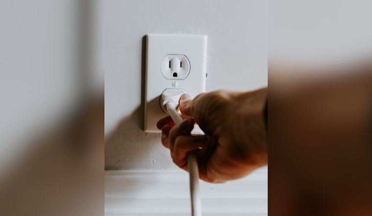 Pittsburgh Braces for Nightly Outages Amid Duquesne Light's Power Transition to New Substation