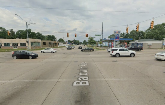 Pontiac Man Succumbs to Injuries After Being Struck by Truck, Marks City's Sixth Pedestrian Fatality of the Year