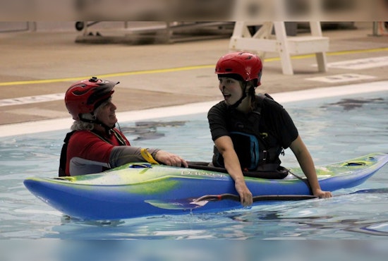 Raleigh Offers Indoor Kayak Pool Sessions for Paddlers to Beat the Cold and Hone Skills