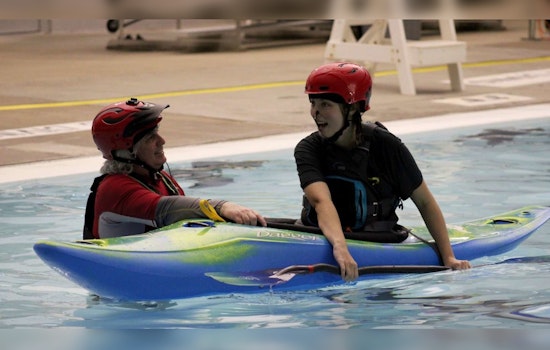 Raleigh Offers Indoor Kayak Pool Sessions for Paddlers to Beat the Cold and Hone Skills
