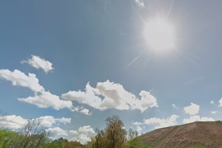 Raleigh Welcomes Sunny Skies and Mild Temperatures with Rainy Midweek Expected According to National Weather Service