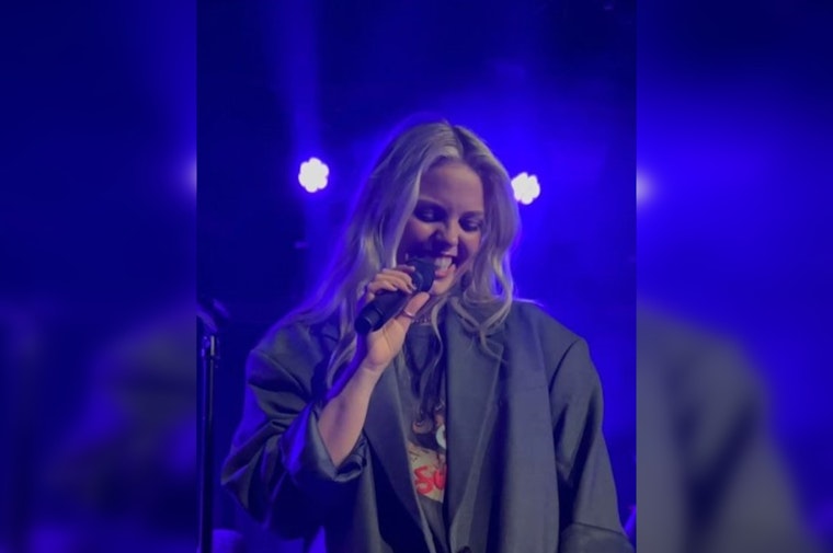 Reneé Rapp Postpones Tampa Concert at Yuengling Center Due to Illness, Rescheduled for November 4
