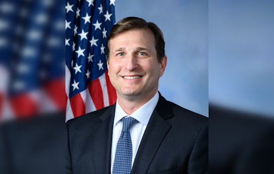 Rep. Goldman Calls on NYPD to Arrest Rogue ICE Agents Amid New York Legal Turmoil