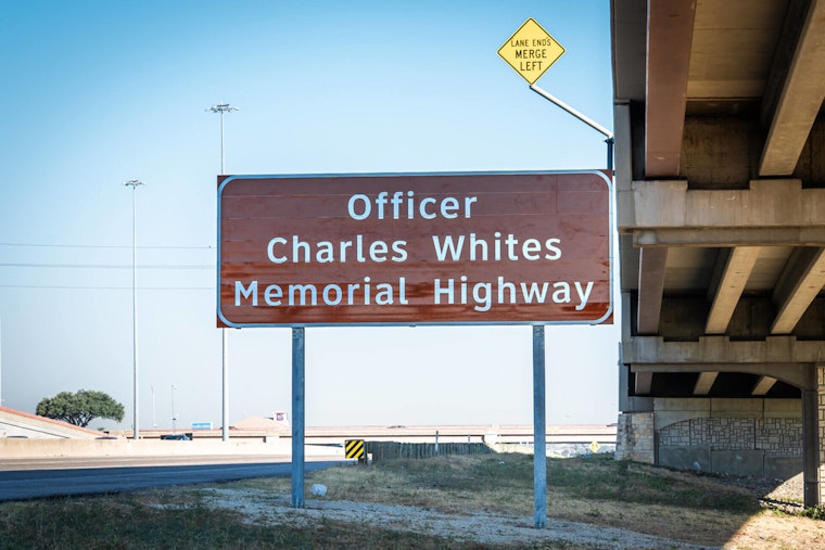 Round Rock Honors Fallen Hero Officer Charles Whites with Memorial Signs on Interstate 35