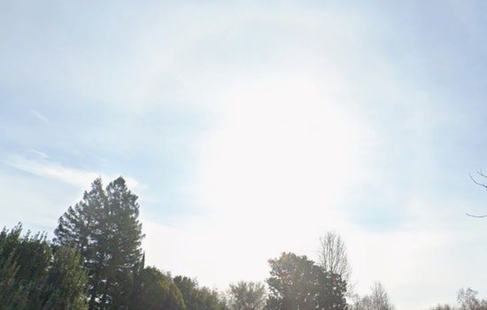 Sacramento Faces Mix of Fog, Showers, and Sunny Skies in Varied Fall Forecast