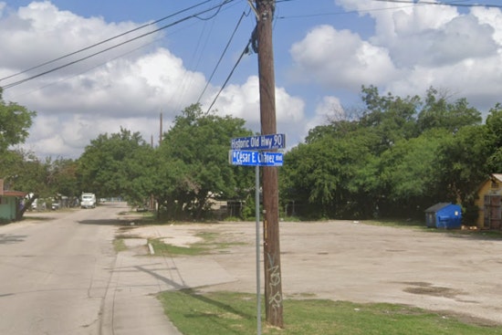 San Antonio Man Critically Wounded in Late-Night Shooting Outside West Side Bar, Gunmen at Large