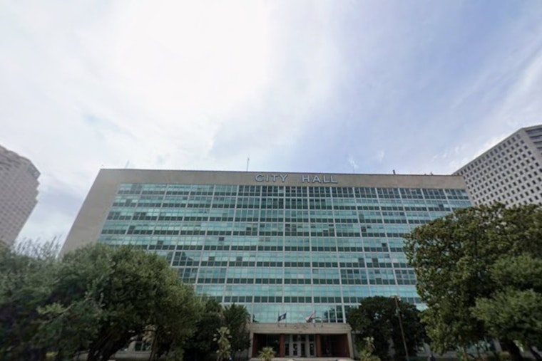 San Francisco Committee Backs Tech Contract Extension and One-Time Zero-Emission Vehicle Exemption Amid Sustainability Efforts