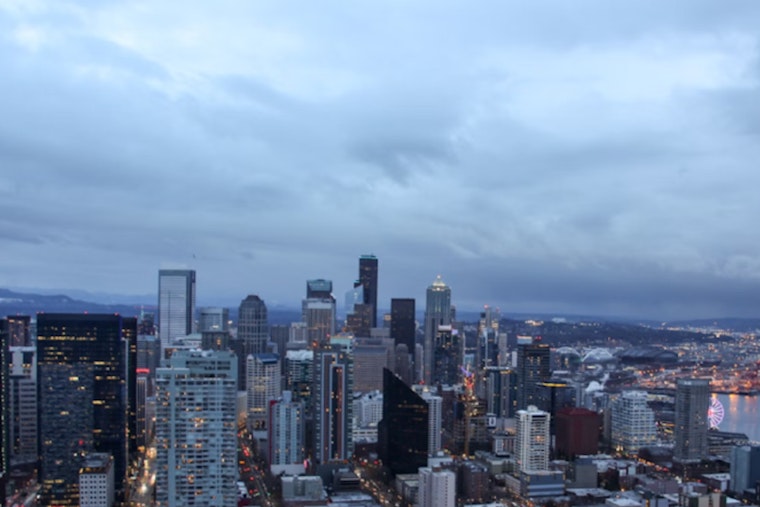 Seattle Braces for Week of Showers and Possible Thunderstorms, Says National Weather Service