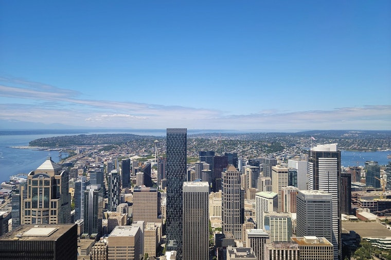 Seattle to Enjoy Warm Autumn Day Before Rain Returns, Says National Weather Service