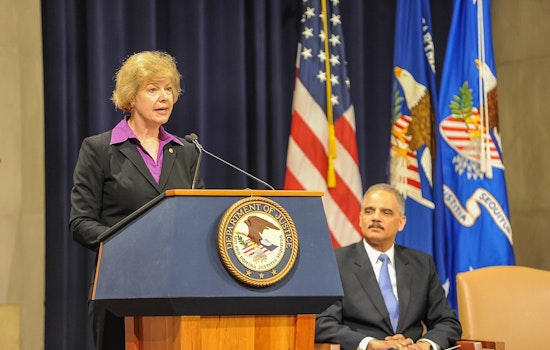 Senator Tammy Baldwin Expresses Cautious Optimism Over Israel-Hamas Peace Agreement