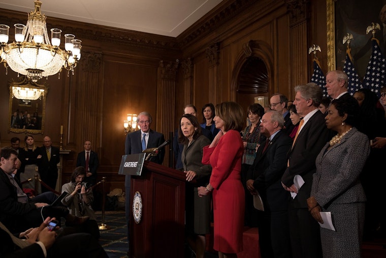Senators Cantwell and Daines Launch Bipartisan Crusade with "Relief of Chronic Pain Act" to Combat Opioid Dependency in U.S.