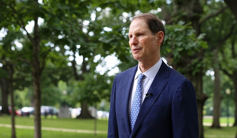 Sens. Wyden, Merkley Join Probe into Google's $22M Settlement with Trump, Suspecting Potential Quid-Pro-Quo