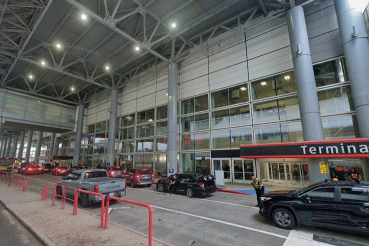 Shutdown Showdown as Houston Airports Face TSA Woes and Potential Economic Turbulence Amid U.S. Government Pause