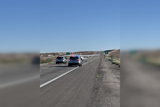 Small Plane Makes Emergency Landing on I-15 Between Las Vegas and Mesquite, No Injuries Reported