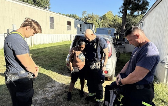 Smith County Homeowner Reunites with Firefighter Who Once Changed Her Tire Amid Emergency Call