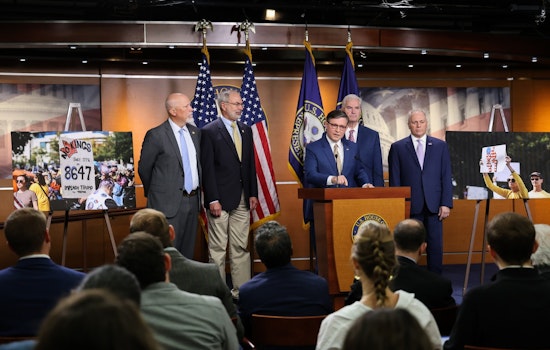 Speaker Johnson Blasts Senate Democrats Amidst Record-Breaking Government Shutdown Fiasco