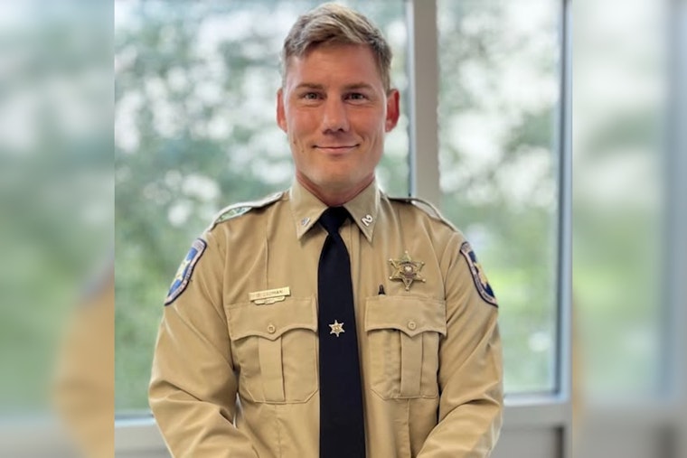 St. Bernard Parish Deputy Laces Up Gloves for Charity in Kenner's 'Battle of the Badges' Boxing Event
