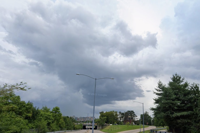 St. Louis Forecast Suggests Slight Shower Chance Today with Pleasant