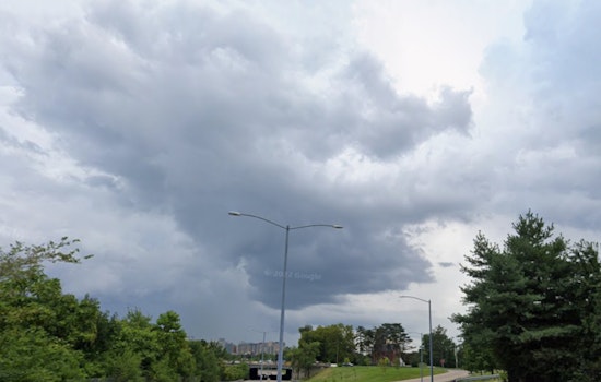 St. Louis Forecast Suggests Slight Shower Chance Today with Pleasant Weather Ahead