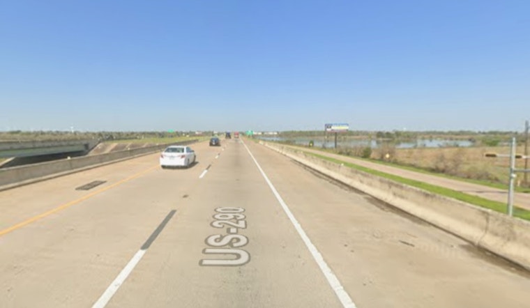 Stolen Vehicle Chase Leads to Submersion in Lake after Harris and Waller County Sheriff's Pursuit