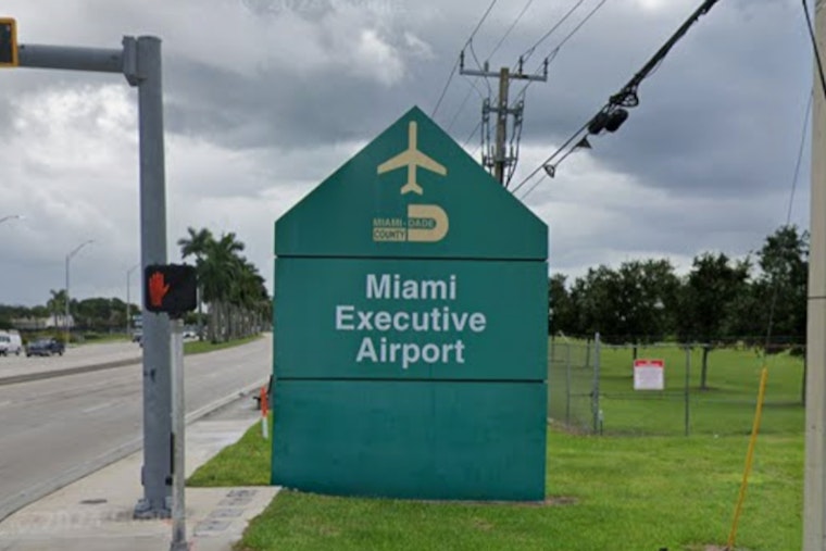 Student Pilot and Instructor Unscathed Following Plane Crash in Everglades, Rescue Operation Ensues Near Miami