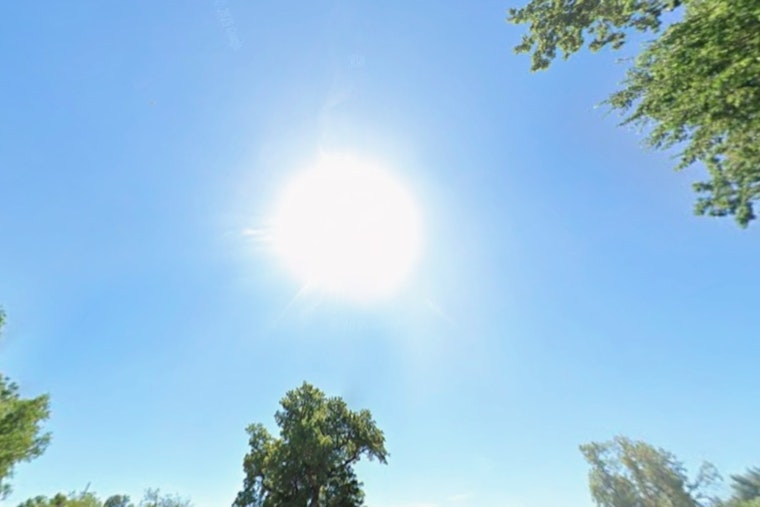 Sunny Days Ahead as Oklahoma City Enjoys Mild Temperatures and Clear Skies