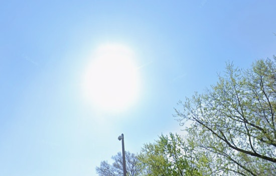 Sunny Days and Occasional Showers on Horizon for St. Louis, Advises National Weather Service