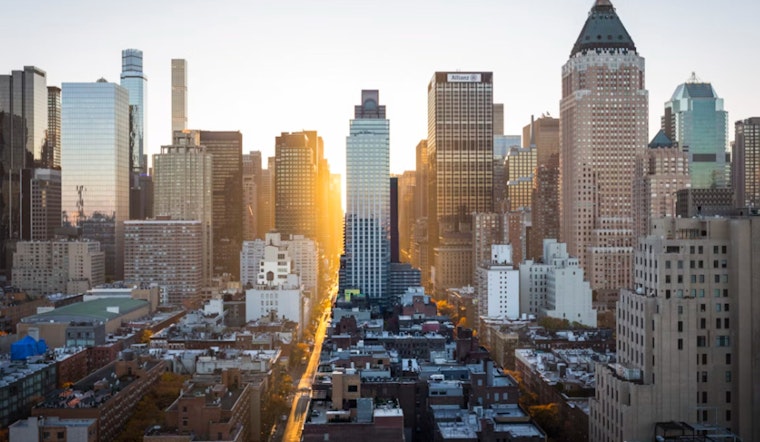 Sunny Skies and Mild Temperatures Bring a Pleasant Autumn Forecast for New York City