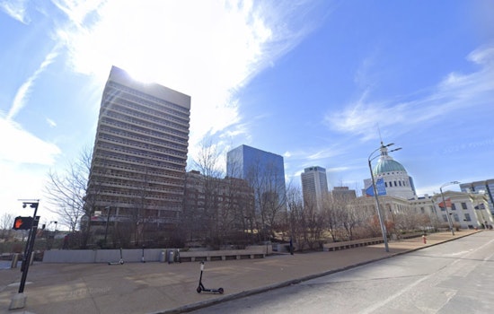Sunny Weekend Ahead in St. Louis with Possible Showers Early Next Week