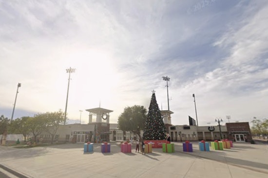 Surprise, AZ Opens Vendor Registration for Annual Surprise Party Holiday Event