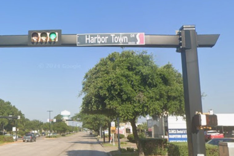 Teen Arrested After Shooting Leads to SWAT Standoff at Sharpstown Apartment Complex