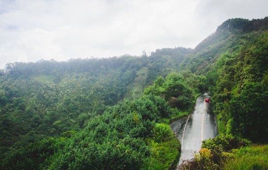 Tensions Boil on East Maui’s Famed Road to Hāna as Locals Clash With State Over Tourist Chaos