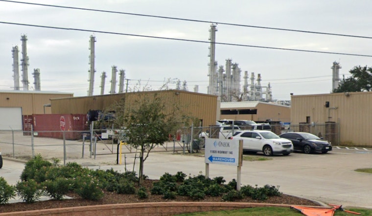 Three Workers Injured in Explosion at ONEOK Refinery in Mont Belvieu, Northeast of Houston