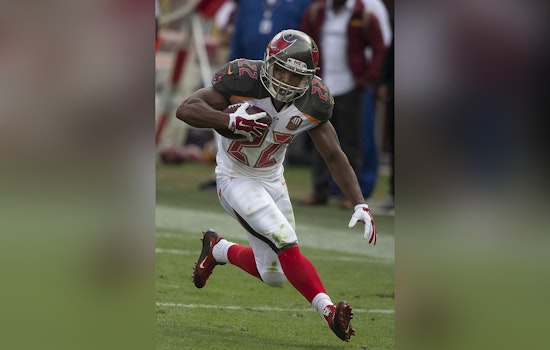 Tragic End for NFL Star Doug Martin at 36 After "Brief Struggle" With Oakland Police