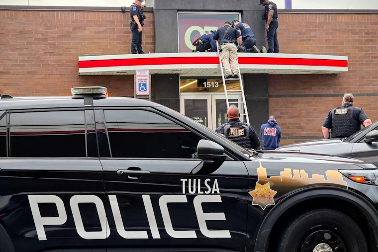 Tulsa Police and Firefighters Rescued 13-Year-Old From Roof of QT Store Amidst Emotional Distress