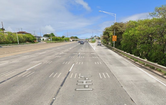 Two-Car Crash Slows H-1 Eastbound Near 6th Avenue Overpass