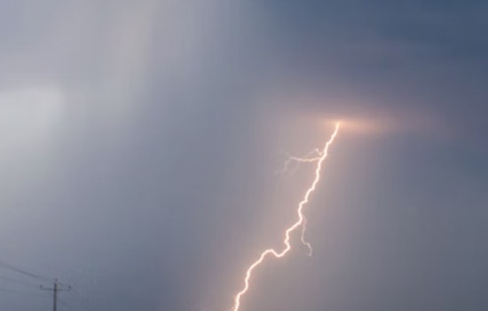 Two Hikers Struck by Lightning on Humphreys Peak Share Tale of Survival and Fortitude