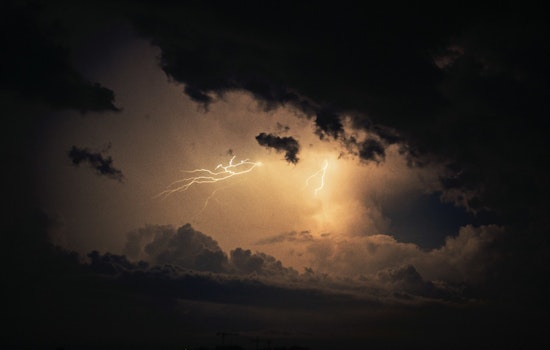 Two Struck by Lightning on Humphreys Peak Near Flagstaff, Rescuers Face Harsh Conditions in High-Elevation Operation