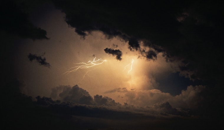 Two Struck by Lightning on Humphreys Peak Near Flagstaff, Rescuers Face Harsh Conditions in High-Elevation Operation
