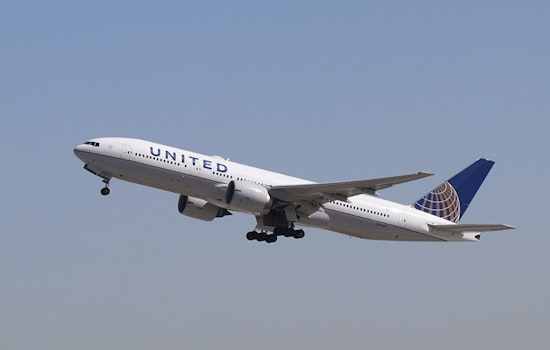 United Airlines Flight Diverts to Salt Lake City Due to Windshield Crack, Passengers Rerouted Safely