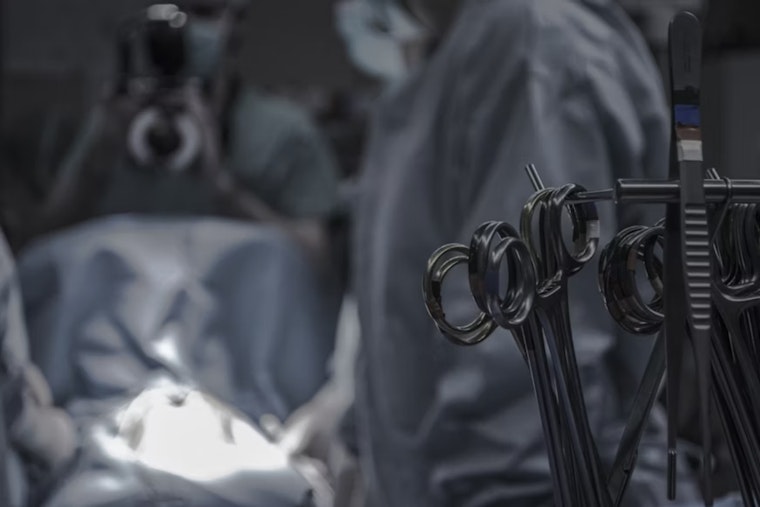 University of Cincinnati Cancer Center Pioneers Non-Invasive Tumor Removal Technique to Revolutionize GI Cancer Treatment