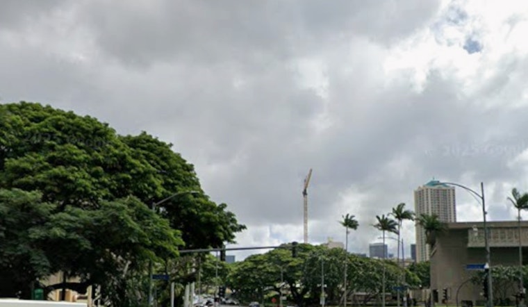 Unsettled Weather Pattern with Showers and Thunderstorms to Persist in Honolulu