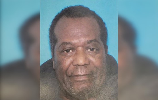 Urgent Search for Missing 72-Year-Old Calvin Jones in Chicago; Police Seek Community's Help