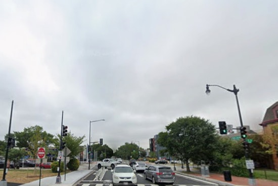 Washington D.C. Braces for Morning Showers and Thunderstorms, Clear Skies Expected by Afternoon