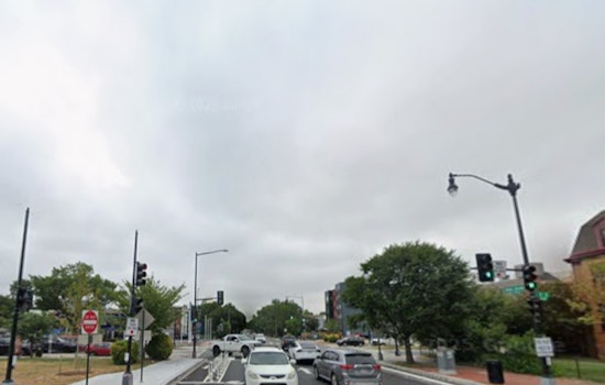 Washington D.C. Braces for Morning Showers and Thunderstorms, Clear Skies Expected by Afternoon