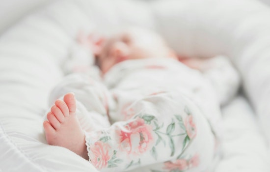 Weekly Infant Deaths in Cook County Linked to Unsafe Sleep Conditions, New Report Reveals
