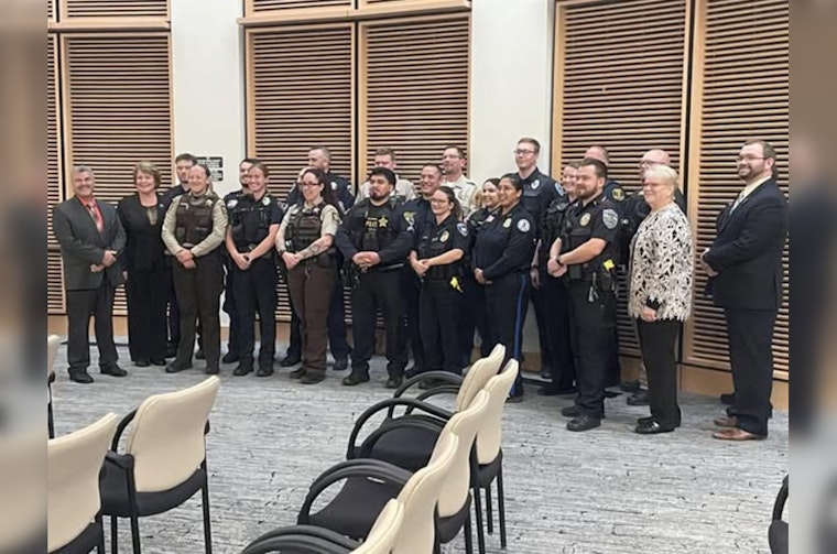 Wright County Sheriff's Office Applauds Deputy Davis' Graduation from Minnesota D.A.R.E. Training