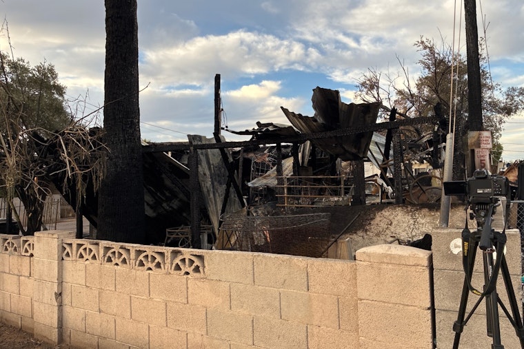 10-Year-Old Girl Rescued and Hospitalized After West Phoenix Mobile Home Fire